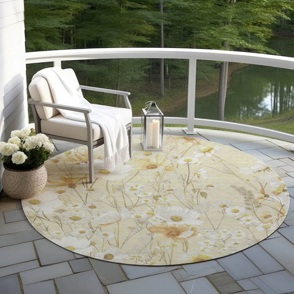 HomeRoots 5' Wheat and Ivory Floral Area Rug - Washable Indoor Outdoor Mat for Stylish, Durable Spaces 8' Round 611176