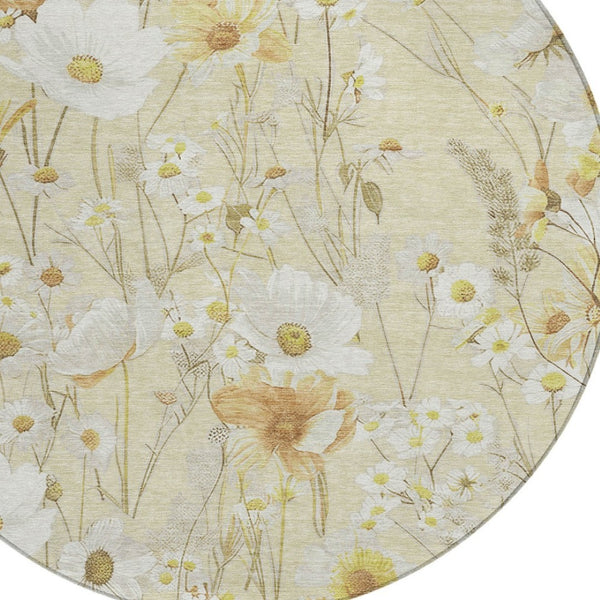 HomeRoots 5' Wheat and Ivory Floral Area Rug - Washable Indoor Outdoor Mat for Stylish, Durable Spaces 8' Round 611176