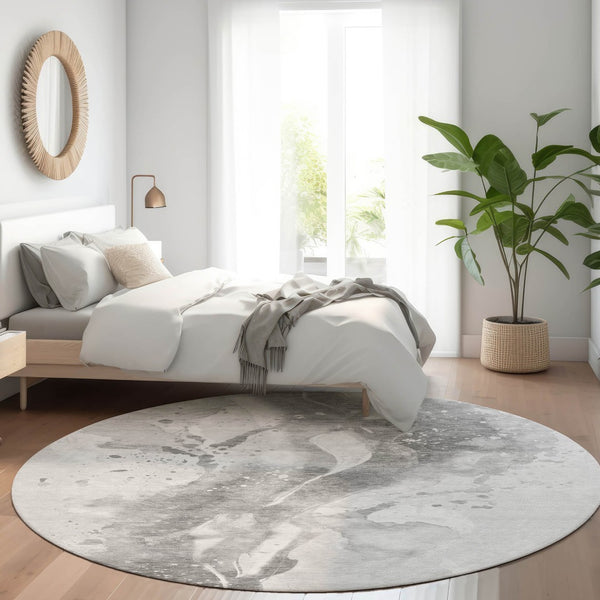 HomeRoots 5' Gray and Silver Abstract Area Rug - Versatile Washable Design for Indoor and Outdoor Spaces 8' Round 611308