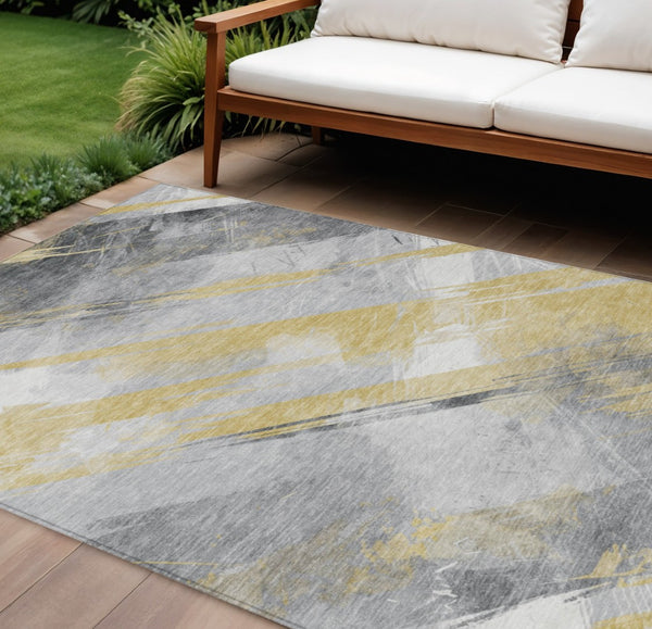 HomeRoots 5' Stylish Striped Washable Area Rug for Indoor and Outdoor Spaces - Durable, Easy-Clean Design Gold 8' x 10' 611408
