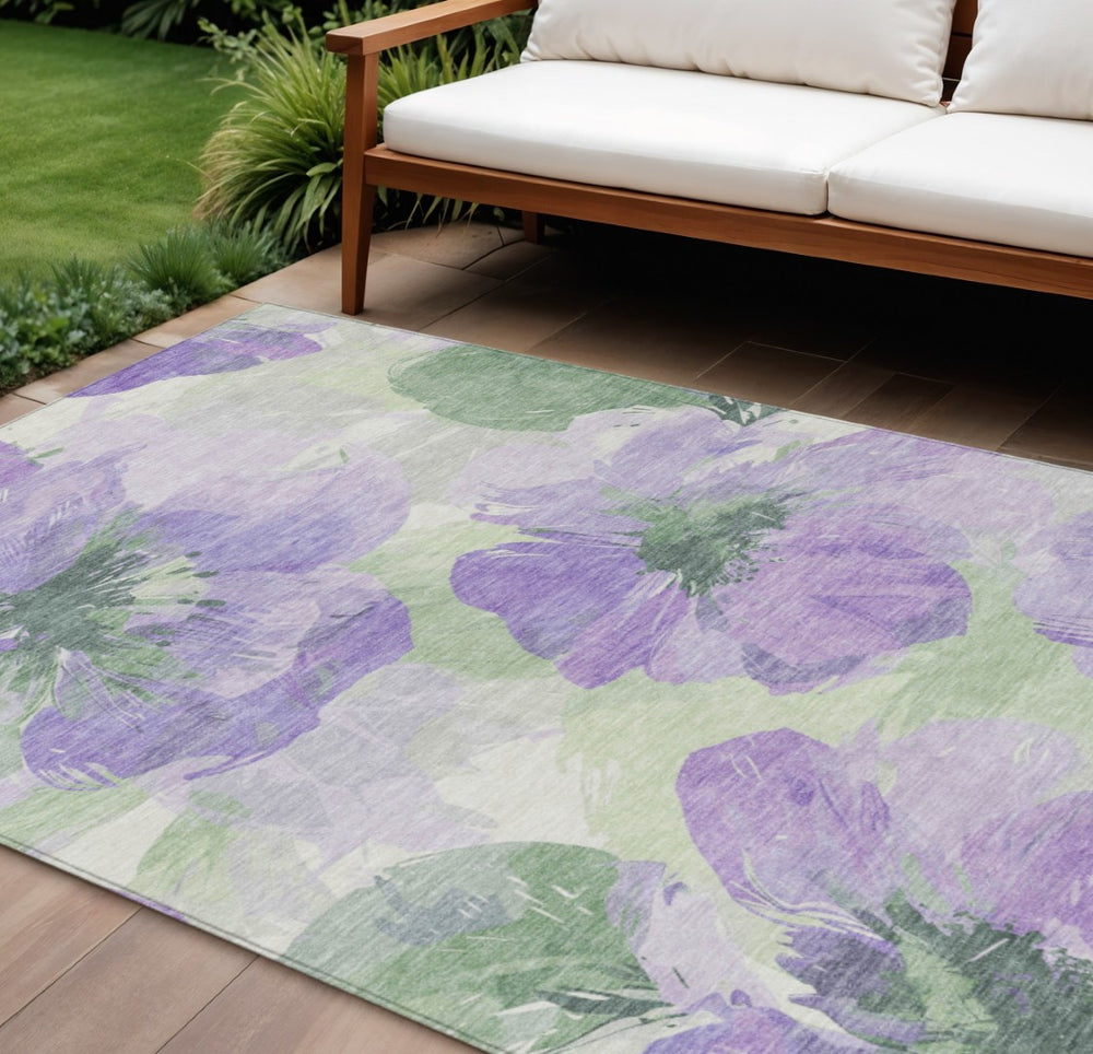 HomeRoots 5' Stylish Floral Indoor Outdoor Area Rug - Durable, Washable, Soft Lavender & Artichoke Green Design 8' x 10' 611516