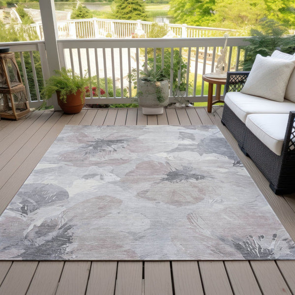 HomeRoots 5' Indoor Outdoor Floral Area Rug - Durable, Washable Taupe and Beige Design for Stylish Spaces 5' x 7'6" 611544