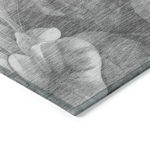 HomeRoots 5' Indoor Outdoor Floral Area Rug - Stylish, Washable, Stain-Resistant Design for Any Space Gray 5' x 7'6" 611562