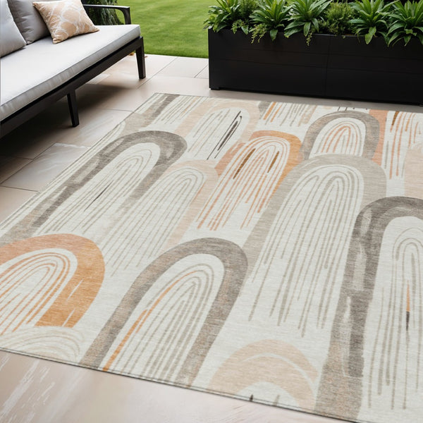 HomeRoots 5' X 8' Ivory and Taupe Geometric Area Rug – Stylish, Washable Design for Indoor & Outdoor Spaces! 611761