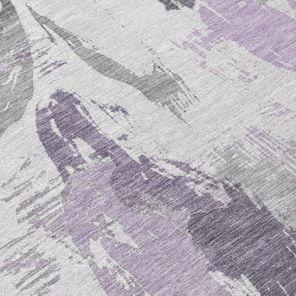 HomeRoots 8' Stylish Abstract Round Area Rug in Lavender & Lilac - Washable, Durable for Indoor/Outdoor Use 611888