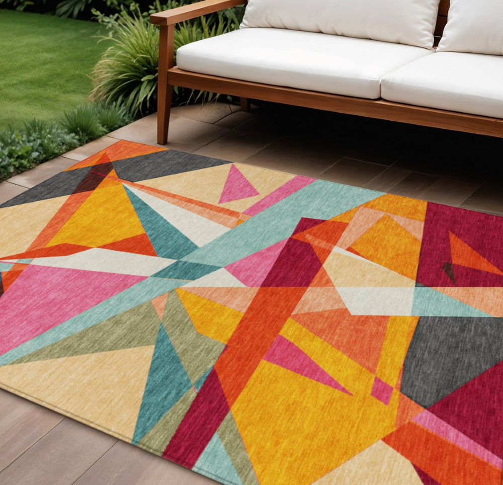 HomeRoots 8' X 10' Vibrant Geometric Indoor Outdoor Area Rug – Washable, Durable, Perfect for Home & Patio! 611961