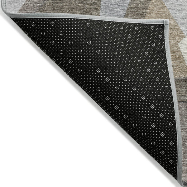 HomeRoots 5' Stylish Taupe Khaki & Gray Geometric Washable Area Rug - Perfect for Indoor & Outdoor Spaces! 611971