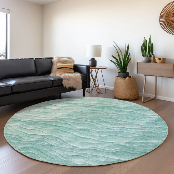 HomeRoots 8' Aqua and Teal Blue Round Abstract Rug – Stylish, Washable Indoor/Outdoor Design for High Traffic Areas 611978