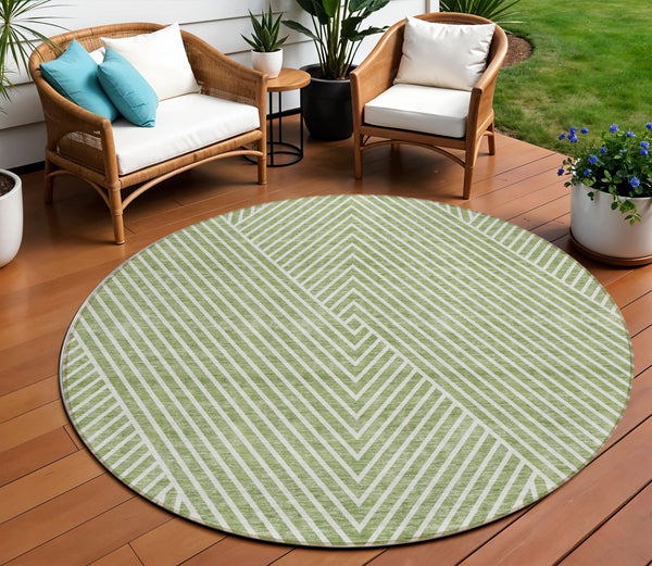Homeroots 3' X 5' Stylish Geometric Washable Area Rug For Indoor And Outdoor Spaces - Durable & Versatile Design Sage Polyester 612096