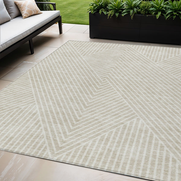 Homeroots 3' X 5' Stylish Geometric Washable Area Rug For Indoor And Outdoor Spaces - Durable & Versatile Design Beige Polyester 612101