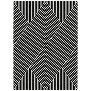 Homeroots 3' X 5' Stylish Geometric Washable Area Rug For Indoor And Outdoor Spaces - Durable & Versatile Design Black Polyester 612106