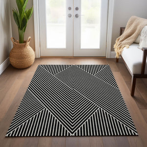 Homeroots 3' X 5' Stylish Geometric Washable Area Rug For Indoor And Outdoor Spaces - Durable & Versatile Design Black Polyester 612106