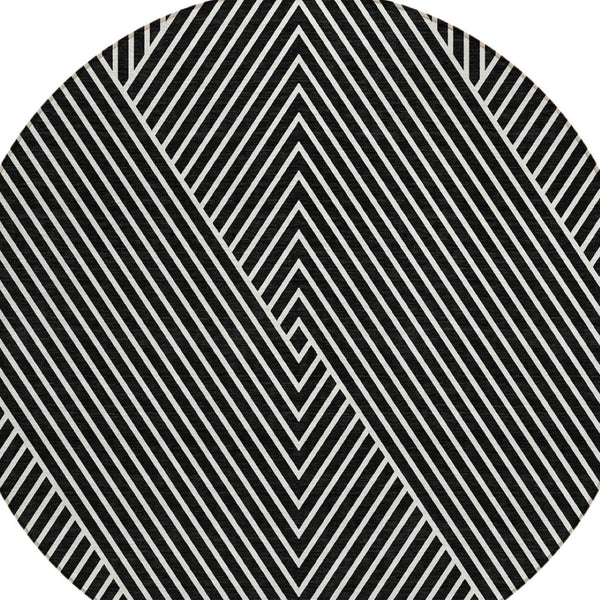 Homeroots 3' X 5' Stylish Geometric Washable Area Rug For Indoor And Outdoor Spaces - Durable & Versatile Design Black Polyester 612108