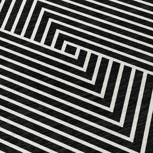 Homeroots 3' X 5' Stylish Geometric Washable Area Rug For Indoor And Outdoor Spaces - Durable & Versatile Design Black Polyester 612111