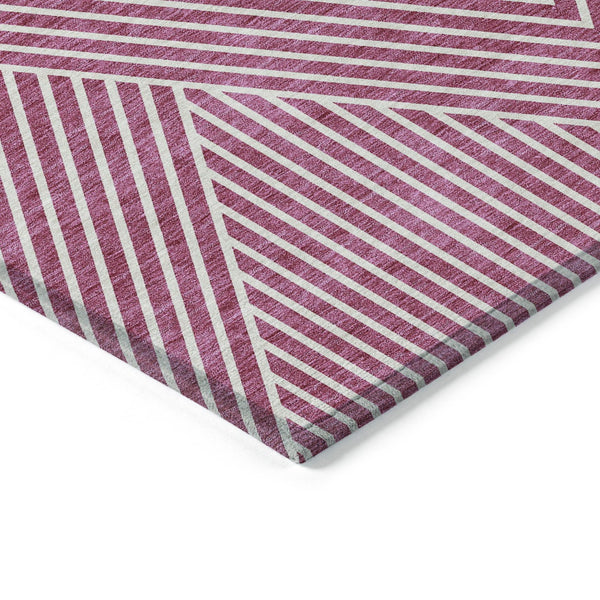 Homeroots 3' X 5' Stylish Geometric Washable Area Rug For Indoor And Outdoor Spaces - Durable & Versatile Design Blush Polyester 612116