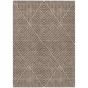 HomeRoots 5' Durable Brown and Ivory Geometric Area Rug – Stylish Washable Indoor/Outdoor Solution for Homes 5' X 8' 612119