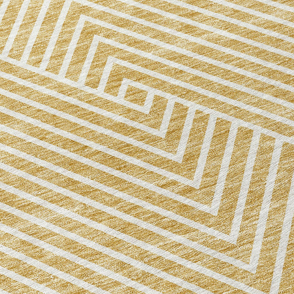 Homeroots 3' X 5' Stylish Geometric Washable Area Rug For Indoor And Outdoor Spaces - Durable & Versatile Design Gold Polyester 612125
