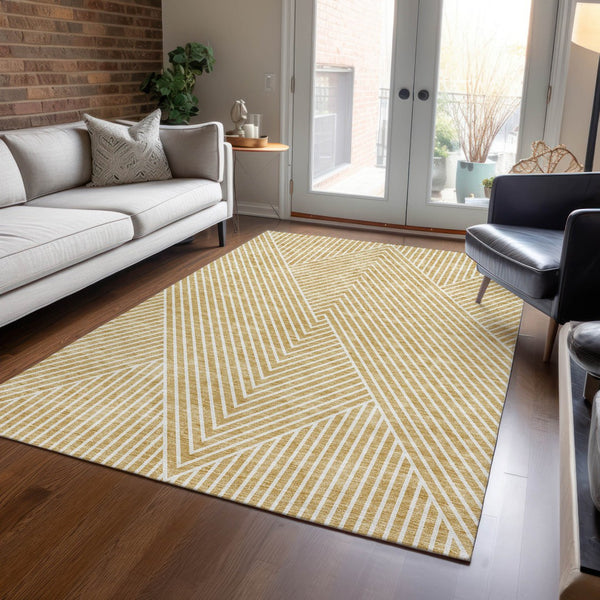 Homeroots 3' X 5' Stylish Geometric Washable Area Rug For Indoor And Outdoor Spaces - Durable & Versatile Design Gold Polyester 612125