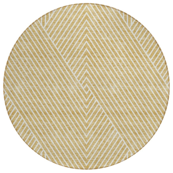 HomeRoots 5' Gold and Ivory Geometric Area Rug - Stylish, Washable Design for Indoor and Outdoor Spaces 8' Round 612126