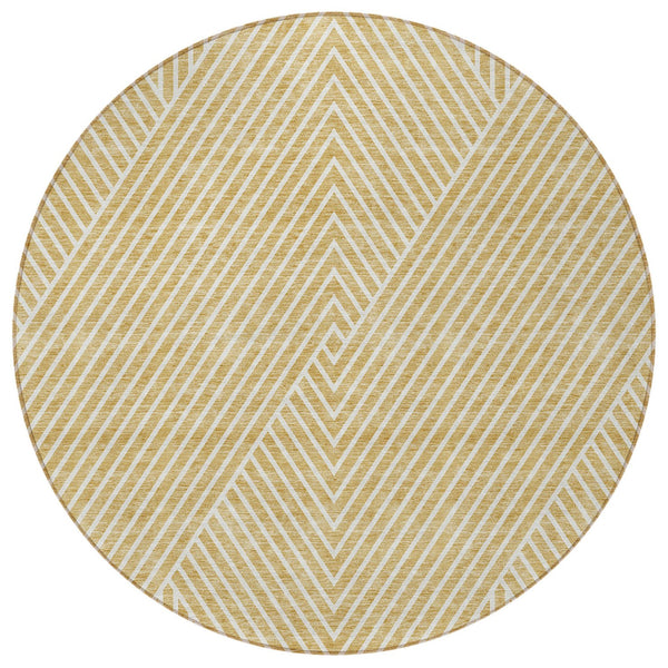 Homeroots 3' X 5' Stylish Geometric Washable Area Rug For Indoor And Outdoor Spaces - Durable & Versatile Design Gold Polyester 612126
