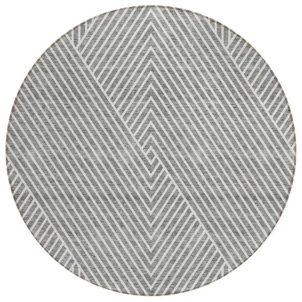 HomeRoots 5' Modern Gray and Ivory Geometric Washable Area Rug for Indoor and Outdoor Spaces, Durable Design 8' Round 612132