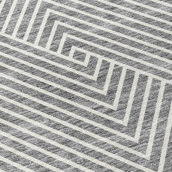 Homeroots 3' X 5' Stylish Geometric Washable Area Rug For Indoor And Outdoor Spaces - Durable & Versatile Design Gray Polyester 612132