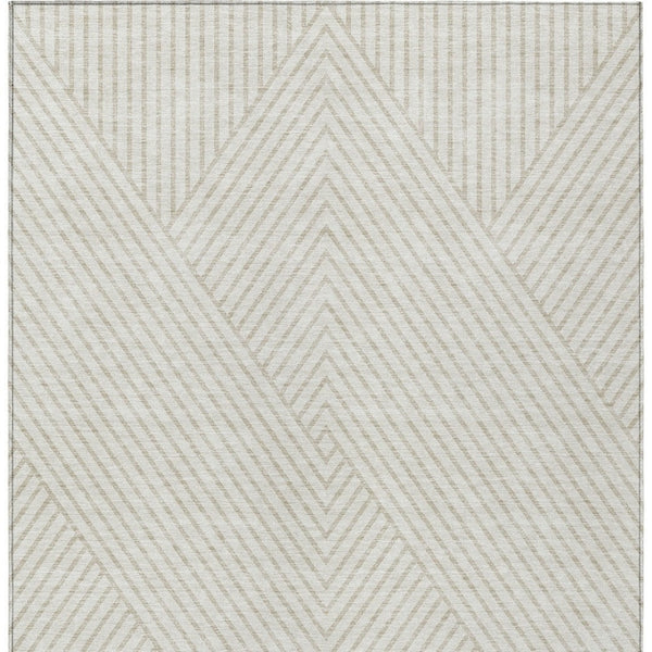 Homeroots 3' X 5' Stylish Geometric Washable Area Rug For Indoor And Outdoor Spaces - Durable & Versatile Design Ivory Polyester 612141