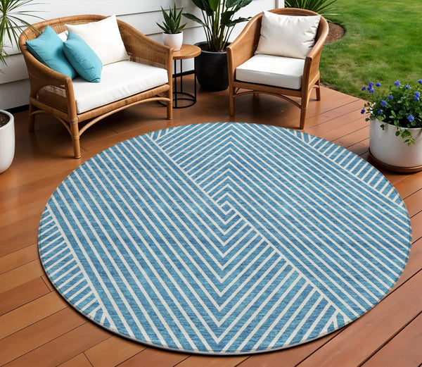 Homeroots 3' X 5' Stylish Geometric Washable Area Rug For Indoor And Outdoor Spaces - Durable & Versatile Design Teal Blue Polyester 612144