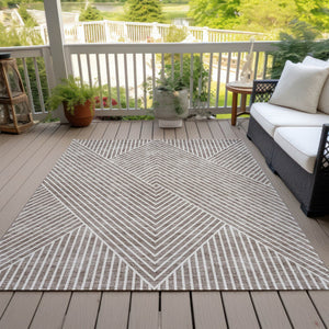 Homeroots 3' X 5' Stylish Geometric Washable Area Rug For Indoor And Outdoor Spaces - Durable & Versatile Design Taupe Polyester 612152