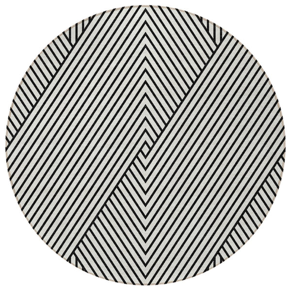 Homeroots 3' X 5' Stylish Geometric Washable Area Rug For Indoor And Outdoor Spaces - Durable & Versatile Design White Polyester 612162