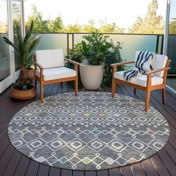 Homeroots 3' X 5' Southwestern Washable Indoor Outdoor Area Rug - Durable, Stylish, Stain Resistant Design Gray Polyester 612180