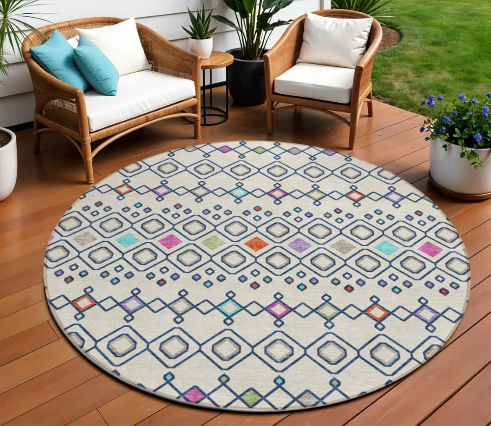 HomeRoots 5' Durable Linen Pink and Orange Geometric Area Rug – Stylish, Washable for Indoor and Outdoor Use 8' Round 612192