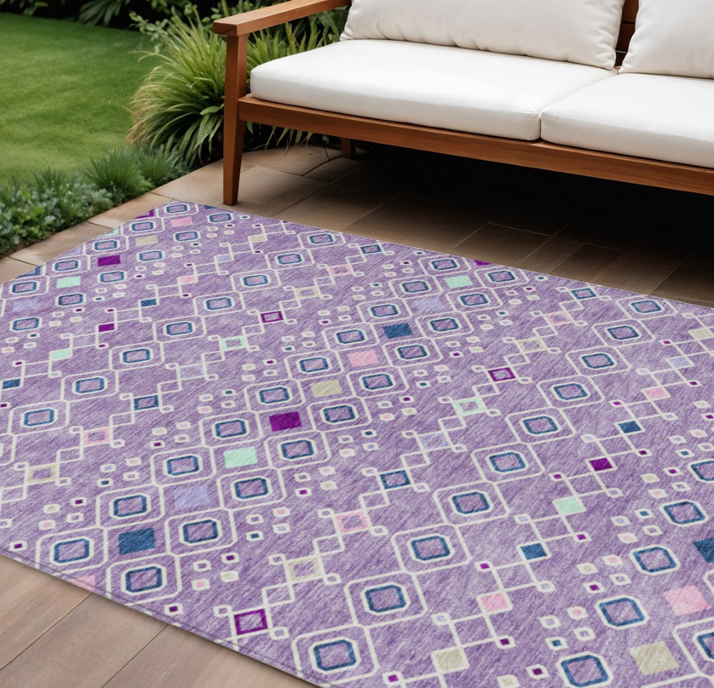 HomeRoots 5' Modern Geometric Indoor Outdoor Area Rug in Lavender, Ivory, and Blue – Washable & Durable Design 8' X 10' 612199