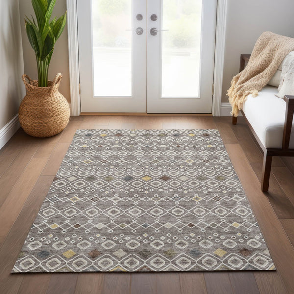 Homeroots 3' X 5' Southwestern Washable Indoor Outdoor Area Rug - Durable, Stylish, Stain Resistant Design Taupe Polyester 612230