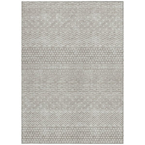 Homeroots 3' Washable Indoor Outdoor Area Rug With Chevron Design - Durable, Stain Resistant, Versatile Décor Beige Polyester 612236