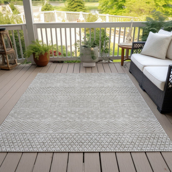 HomeRoots 5' Chevron Area Rug - Stylish Beige and Ivory Design for Indoor/Outdoor Spaces, Easy Care & Durable 10' X 14' 612237