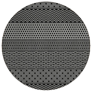 HomeRoots 5' Transform Your Space with a Black and Ivory Chevron Washable Rug for Indoor and Outdoor Use 8' Round 612240