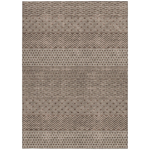 Homeroots 3' Washable Indoor Outdoor Area Rug With Chevron Design - Durable, Stain Resistant, Versatile Décor Brown Polyester 612245