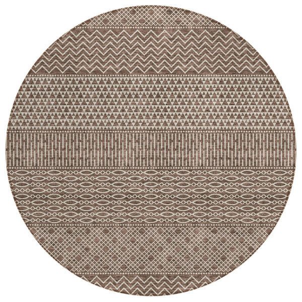 HomeRoots 5' Brown and Ivory Chevron Indoor Outdoor Area Rug – Durable, Washable, and Stylish for Any Space 8' Round 612246