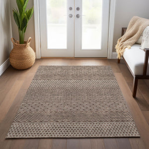 Homeroots 3' Washable Indoor Outdoor Area Rug With Chevron Design - Durable, Stain Resistant, Versatile Décor Brown Polyester 612248