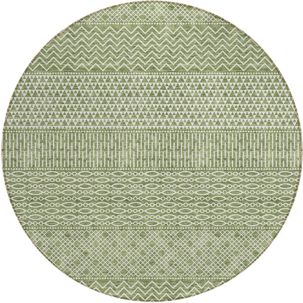 Homeroots 3' Washable Indoor Outdoor Area Rug With Chevron Design - Durable, Stain Resistant, Versatile Décor Green Polyester 612252