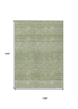 Homeroots 3' Washable Indoor Outdoor Area Rug With Chevron Design - Durable, Stain Resistant, Versatile Décor Green Polyester 612254