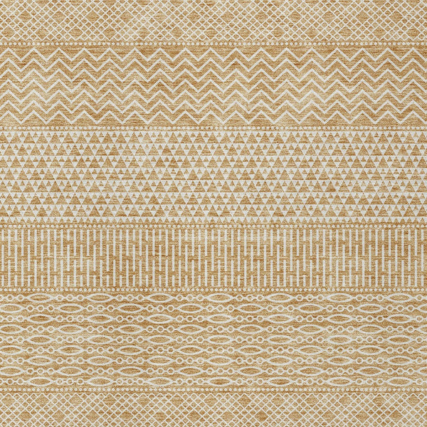 Homeroots 3' Washable Indoor Outdoor Area Rug With Chevron Design - Durable, Stain Resistant, Versatile Décor Gold Polyester 612257