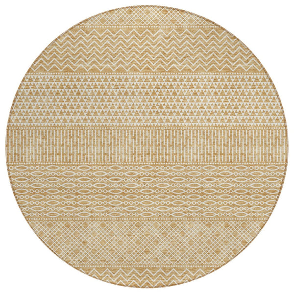 HomeRoots 5' Gold and Ivory Chevron Area Rug - Stylish, Machine-Washable Indoor/Outdoor Design for Any Space 8' Round 612258