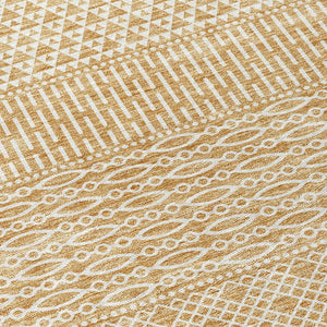 Homeroots 3' Washable Indoor Outdoor Area Rug With Chevron Design - Durable, Stain Resistant, Versatile Décor Gold Polyester 612258