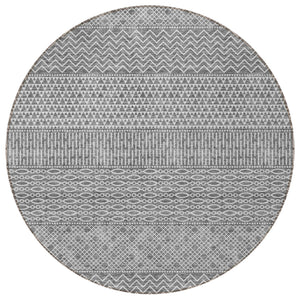 Homeroots 3' Washable Indoor Outdoor Area Rug With Chevron Design - Durable, Stain Resistant, Versatile Décor Gray Polyester 612264