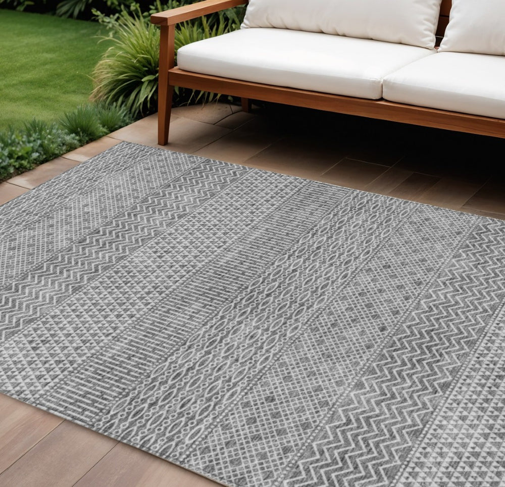 HomeRoots 5' Gray and Silver Chevron Washable Area Rug - Durable, Indoor-Outdoor Design for High-Traffic Spaces 8' X 10' 612265
