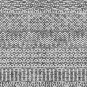 Homeroots 3' Washable Indoor Outdoor Area Rug With Chevron Design - Durable, Stain Resistant, Versatile Décor Gray Polyester 612267