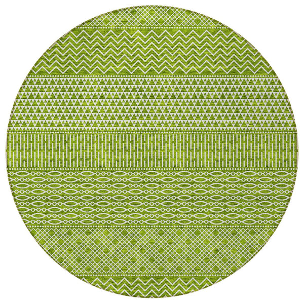 Homeroots 3' Washable Indoor Outdoor Area Rug With Chevron Design - Durable, Stain Resistant, Versatile Décor Lime Green Polyester 612276