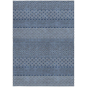 Homeroots 3' Washable Indoor Outdoor Area Rug With Chevron Design - Durable, Stain Resistant, Versatile Décor Navy Blue Polyester 612281